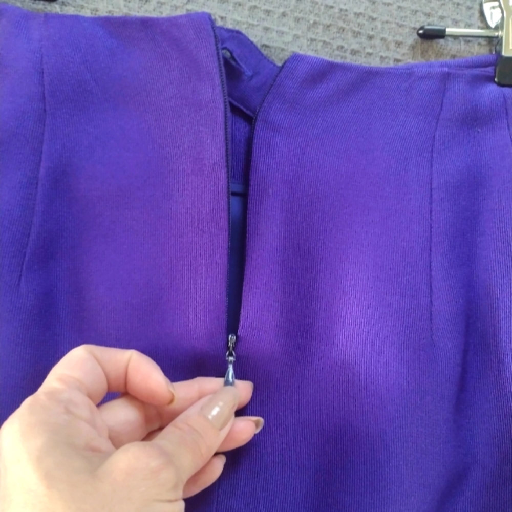 Vintage Silk Dana Buchman Blazer with matching skirt (can be sold separately) - Picture 11 of 13